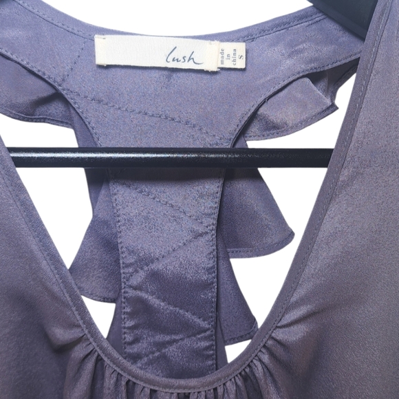 LUSH RUFFLE RACERBACK DRESS W/ POCKETS. GRAY/SMALL - Picture 3 of 7